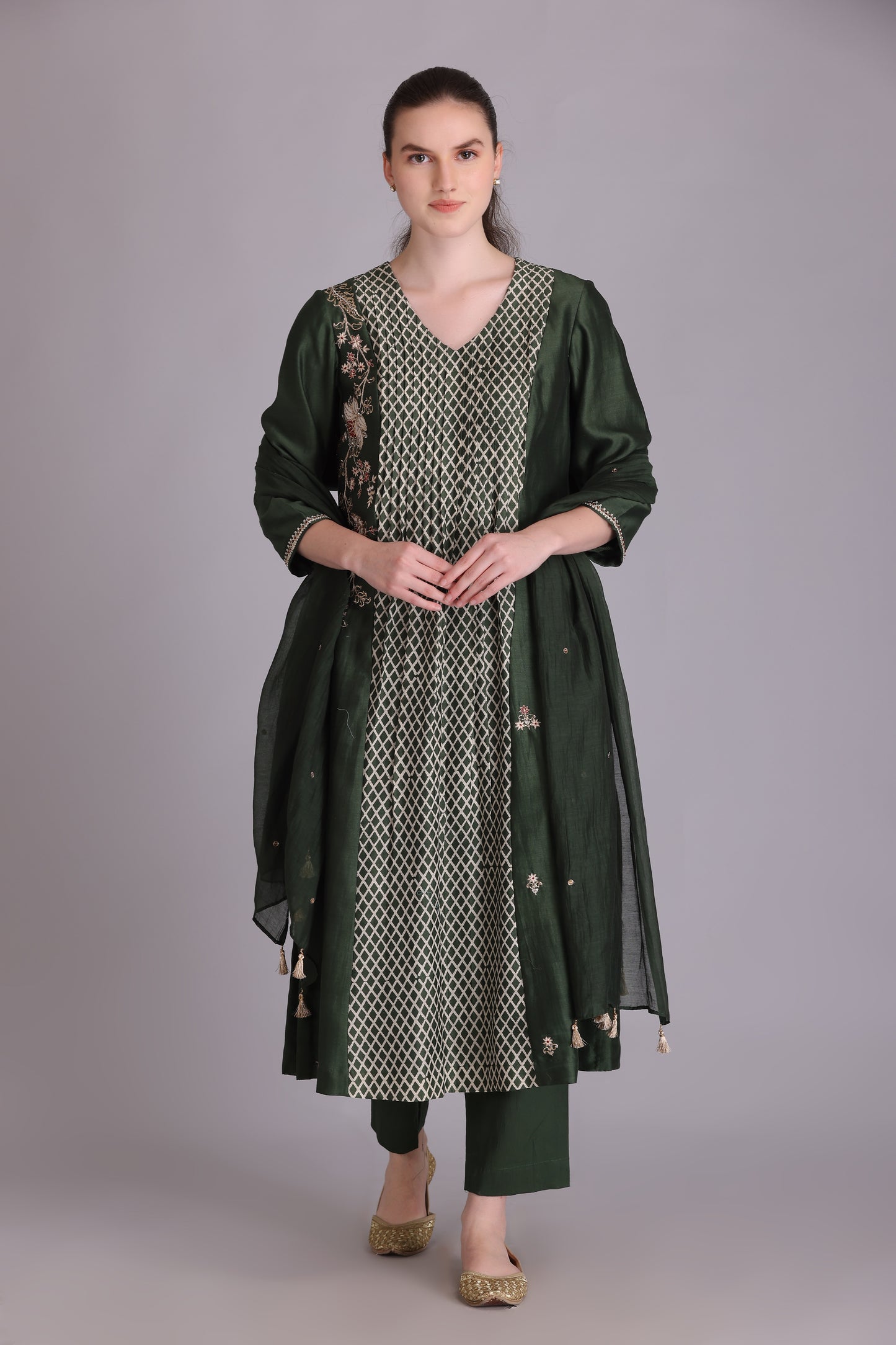 M6-08C MEHENDI GREEN EMBROIDERED KURTA SET