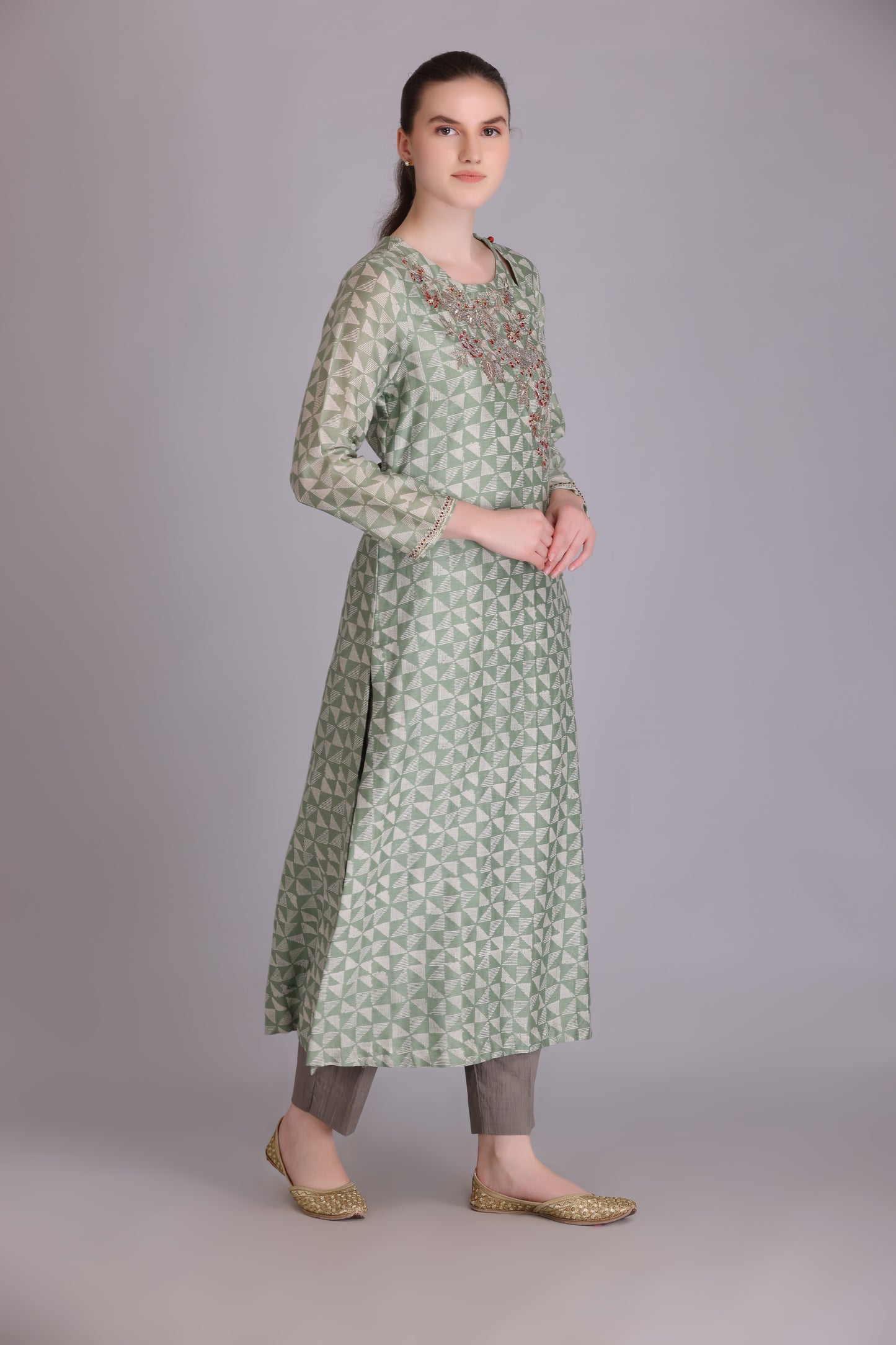 M6-04 SAGE GREEN EMBROIDERED KURTA SET