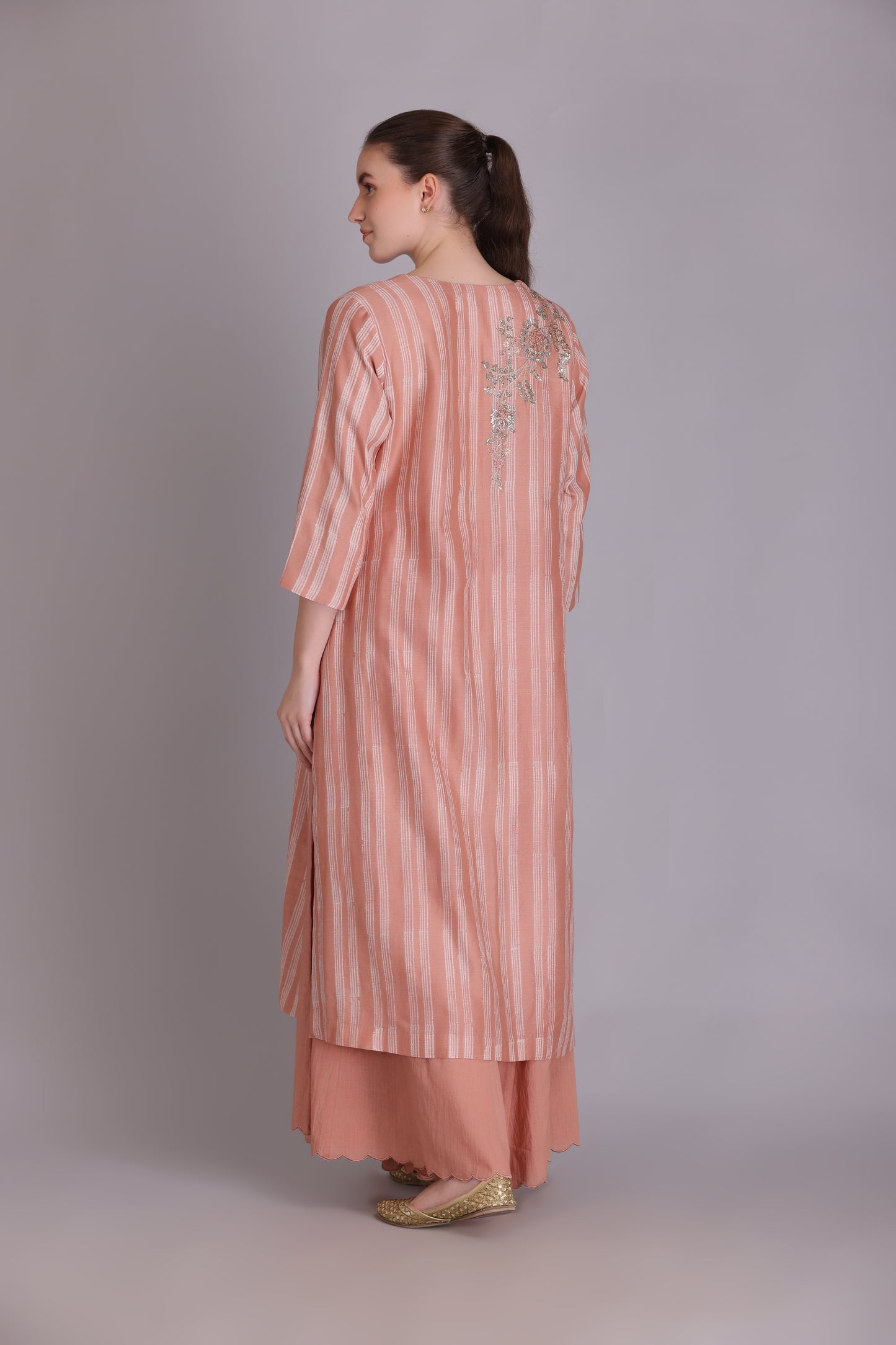 M6-01 ROSE PINK EMBROIDERED KURTA SET