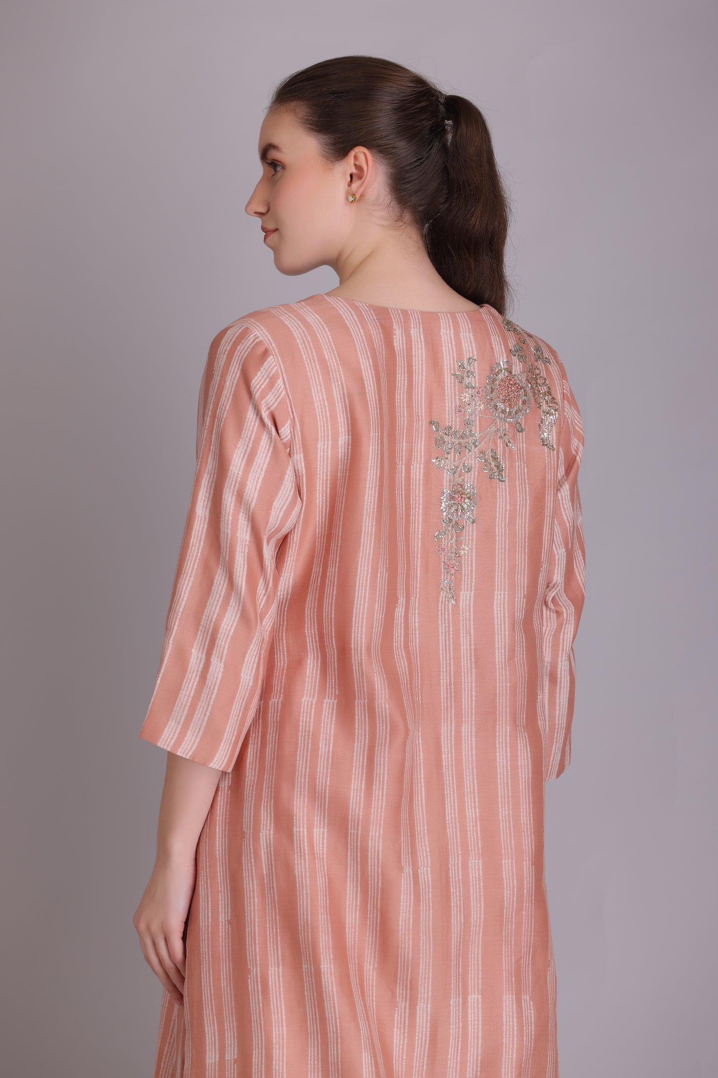 M6-01 ROSE PINK EMBROIDERED KURTA SET