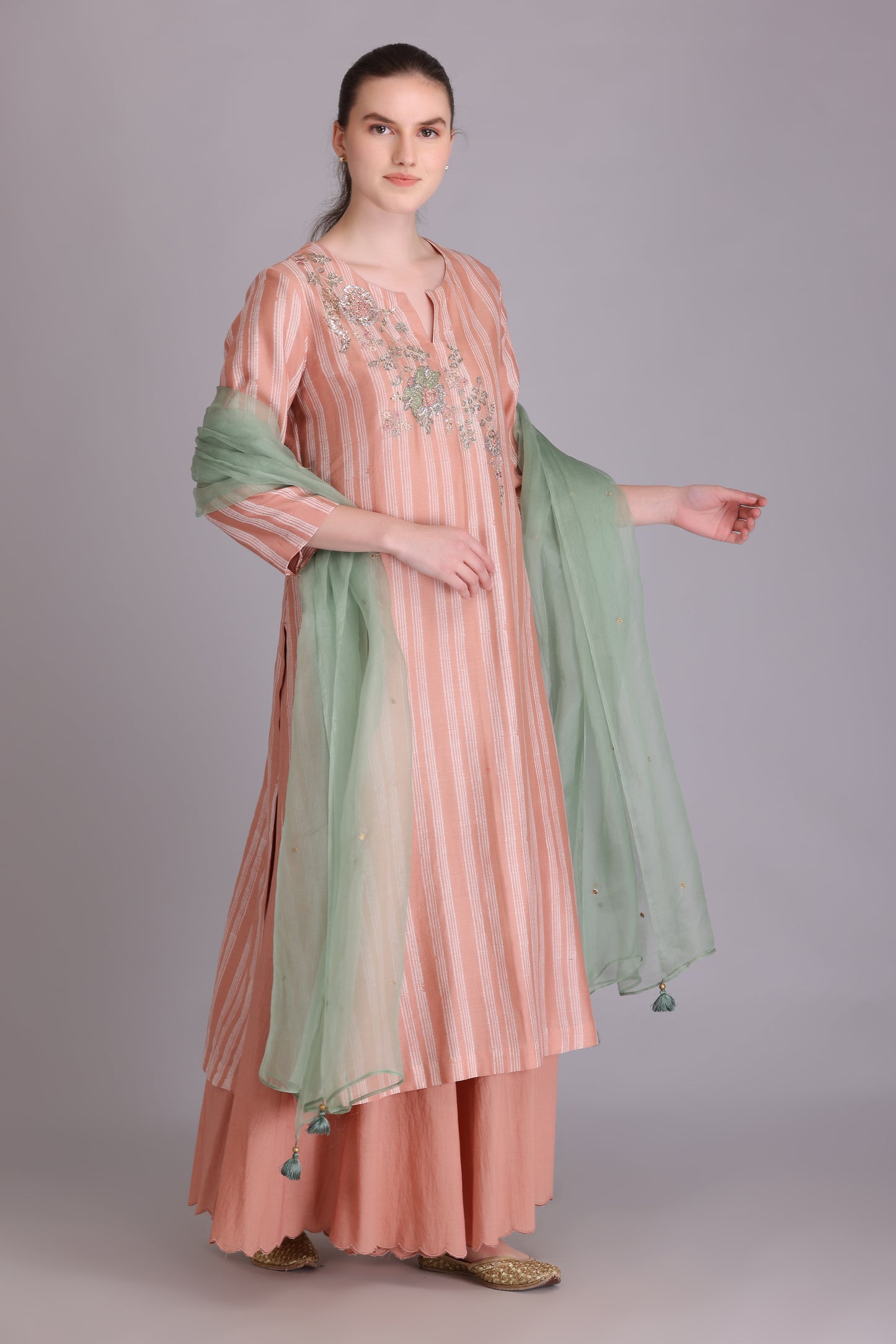 M6-01 ROSE PINK EMBROIDERED KURTA SET