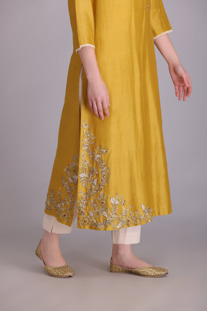 M6-02 YELLOW EMBROIDERED KURTA SET