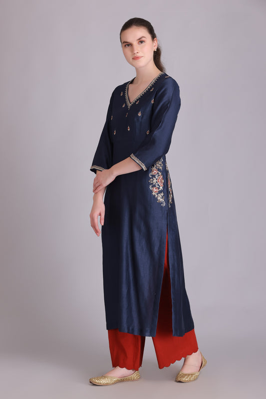 M6-07 BLUE EMBROIDERED KURTA SET