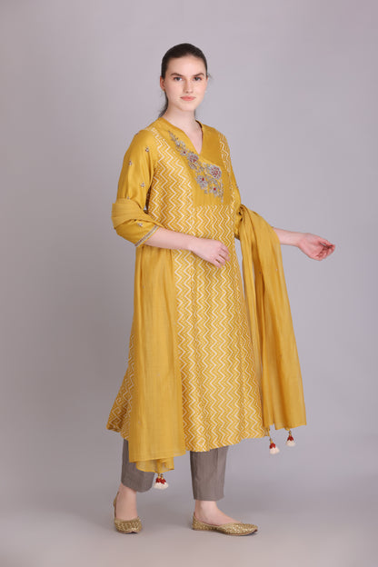 M6-11 YELLOW PITTA EMBROIDERED A-LINE KURTA SET