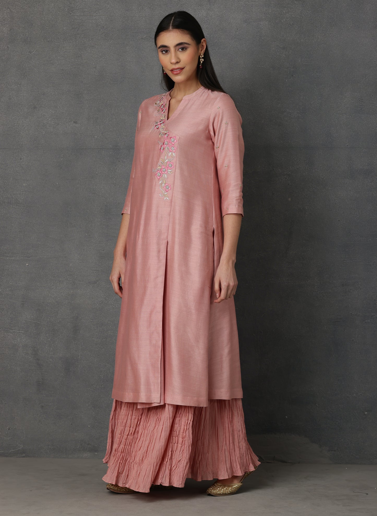 M7-12 PINK EMBROIDERED KURTA SET