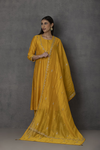 SP-02A YELLOW EMBROIDERED KURTA SET