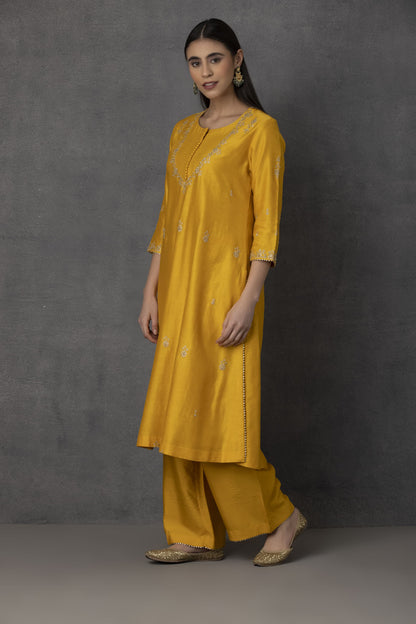 SP-02A YELLOW EMBROIDERED KURTA SET
