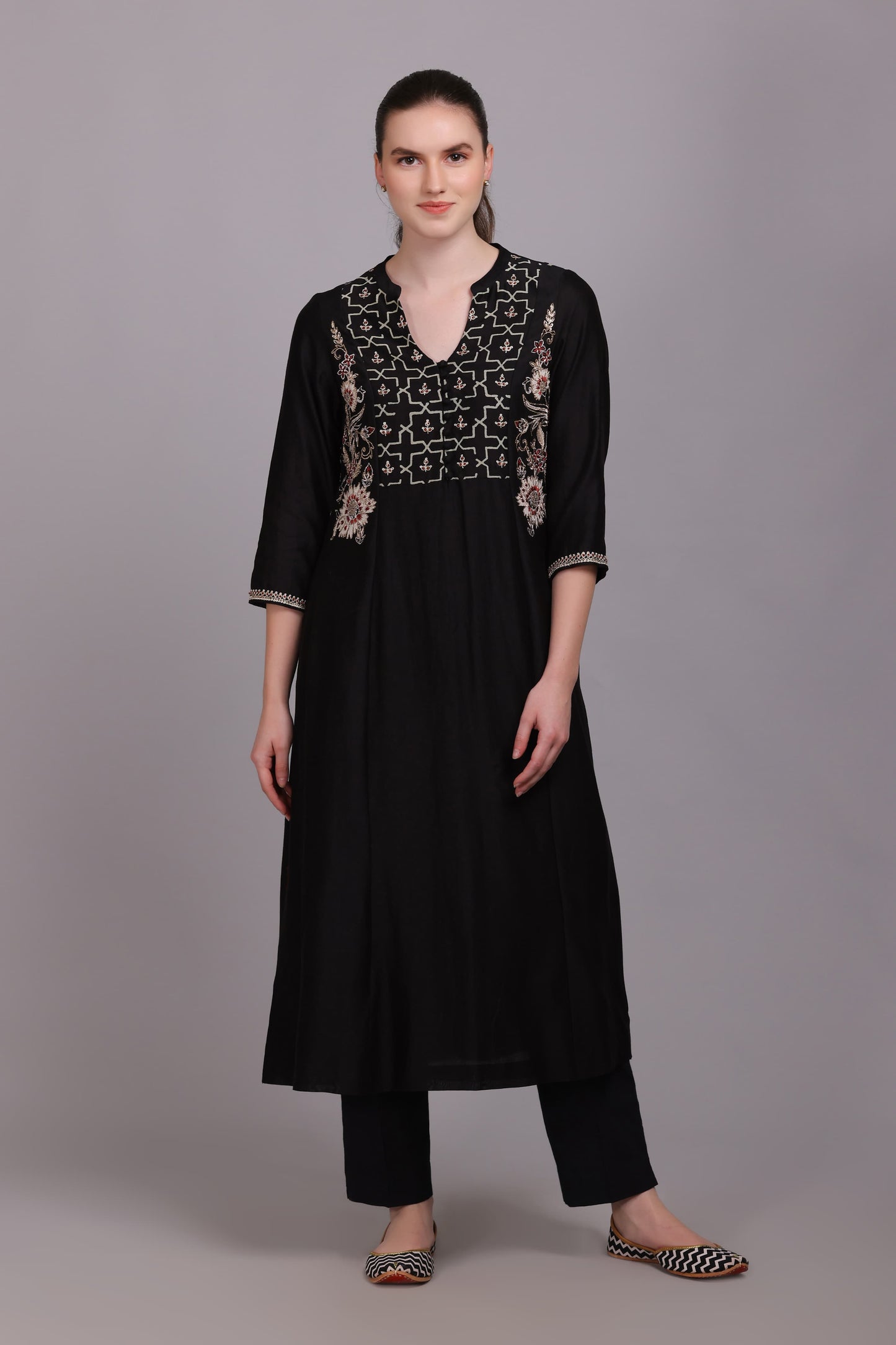 M6-14 BLACK EMBROIDERED KURTA SET