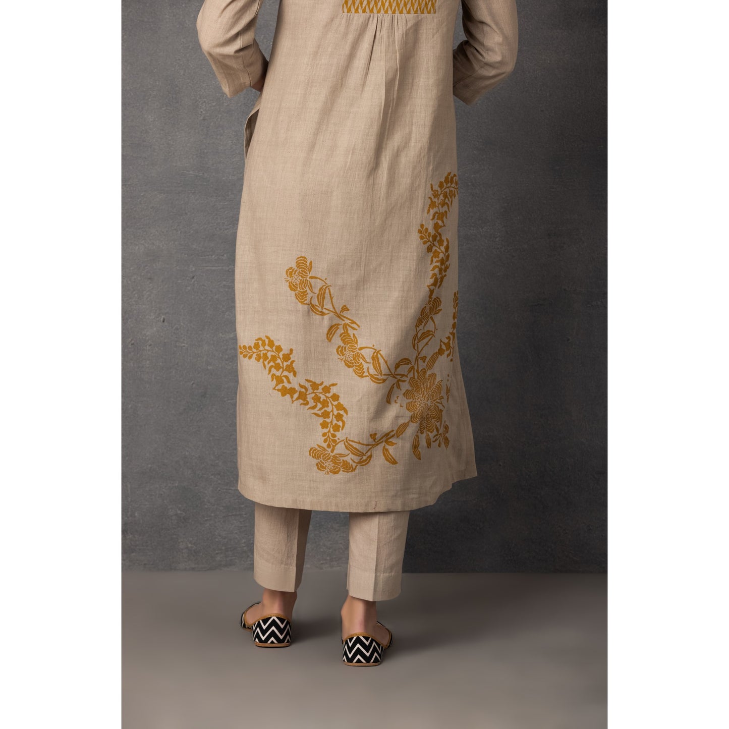 M9-07 TOOSH SOFT KHADI PRINTED KURTA SET