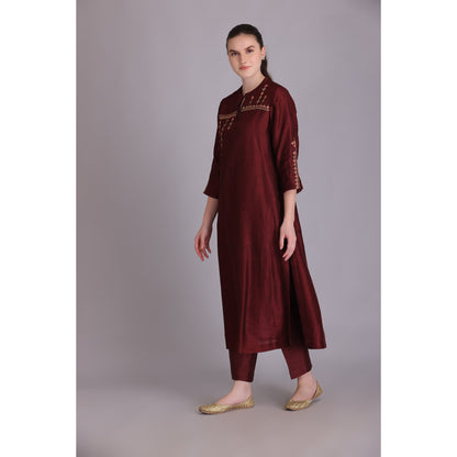 M3/07 BROWN BERRY EMBROIDERED KURTA SET