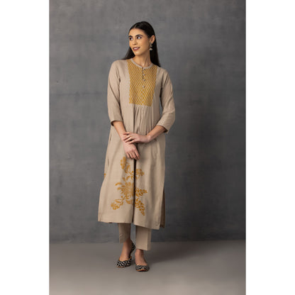 M9-07 TOOSH SOFT KHADI PRINTED KURTA SET