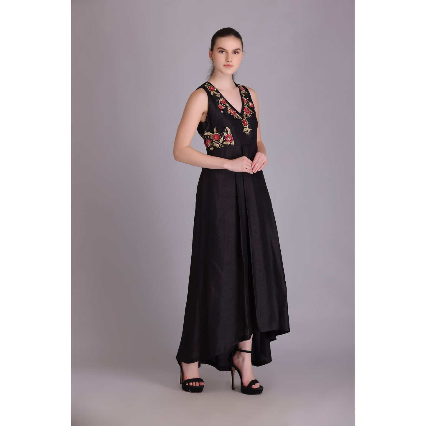 M3-09 BLACK EMBROIDERED DRESS