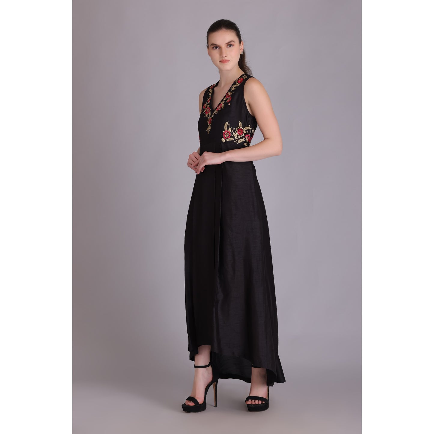 M3-09 BLACK EMBROIDERED DRESS