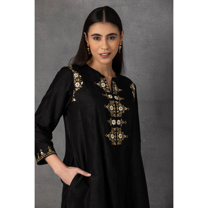 M3-03B BLACK EMBROIDERED KURTA SET