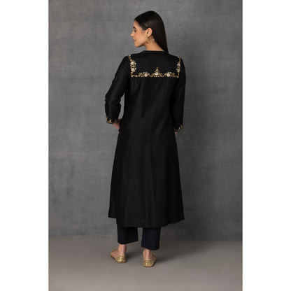 M3-03B BLACK EMBROIDERED KURTA SET