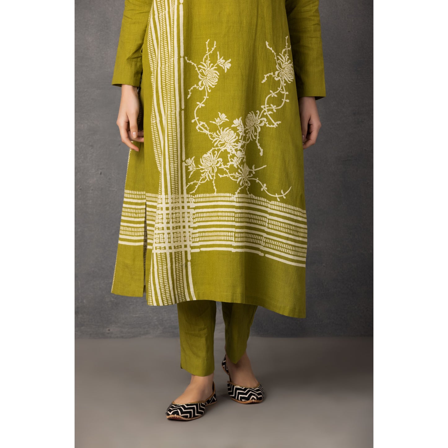 M9-02 MEHENDI GREEN SOFT KHADI PRINTED KURTA SET