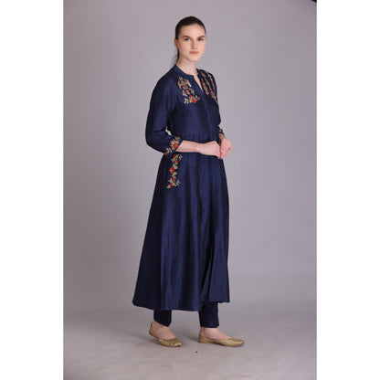 M3-05 NAVY BLUE EMBROIDERED KURTA SET